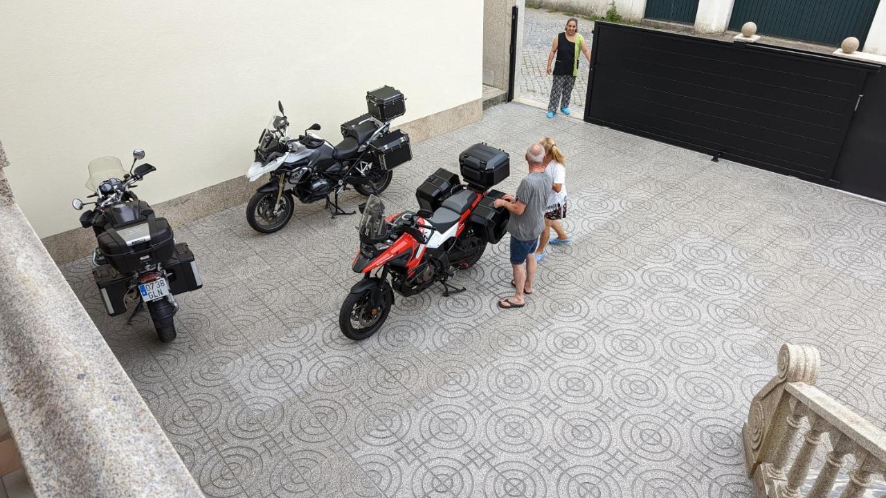 Room Villa Ribeiro Pilgrims Way To Santiago Bike A Garage For Marinhas Esposende Eksteriør bilde
